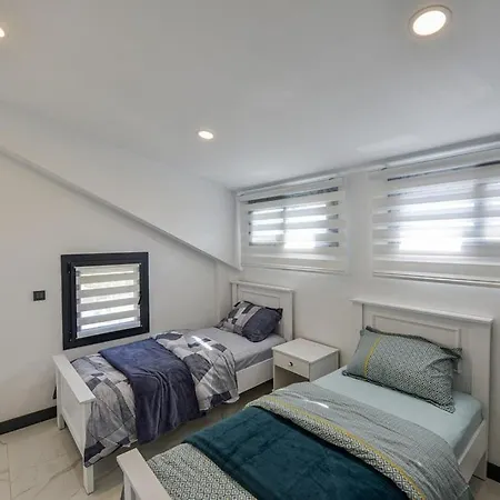 Vilă Luxury With Private Pool In Oeluedeniz, *