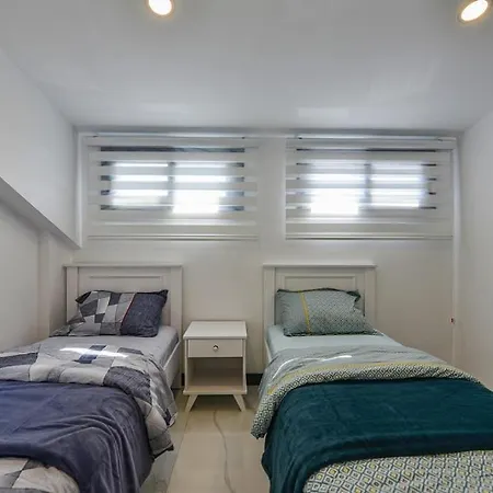 Luxury With Private Pool In Oeluedeniz, Vilă Fethiye