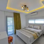Luxury With Private Pool In Oeluedeniz, Villa