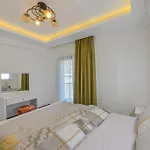 Luxury With Private Pool In Oeluedeniz, Villa Fethiye