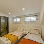Luxury With Private Pool In Oeluedeniz, Villa