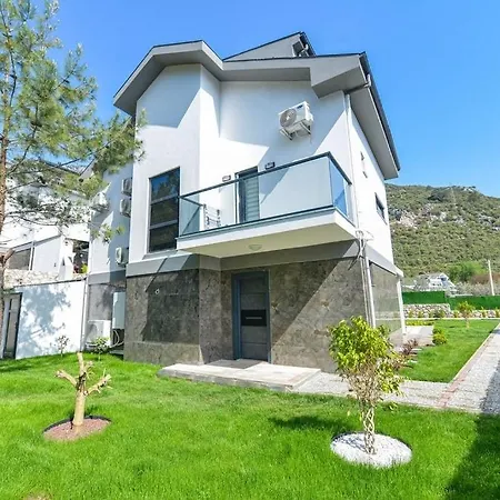 Villa Luxury With Private Pool In Oeluedeniz, *