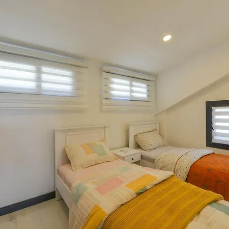 Luxury With Private Pool In Oeluedeniz, * Fethiye