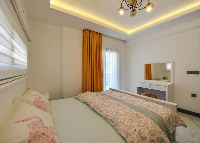 Villa Luxury With Private Pool In Oeluedeniz,
